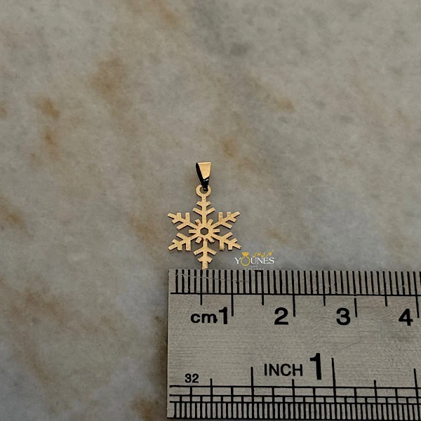 تصویر دوم آویز برف طلا لیزری